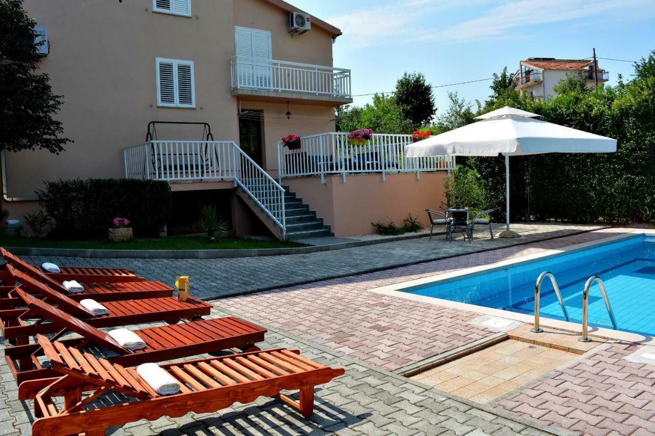Villa Glorija Grubine Bagian luar foto